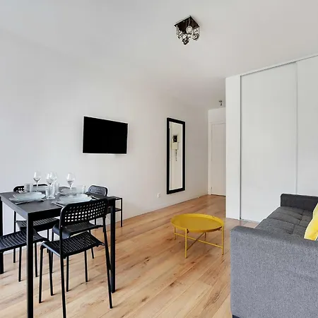 1bdr 3p Balcony - St Maur Voltaire Appartamento Parigi